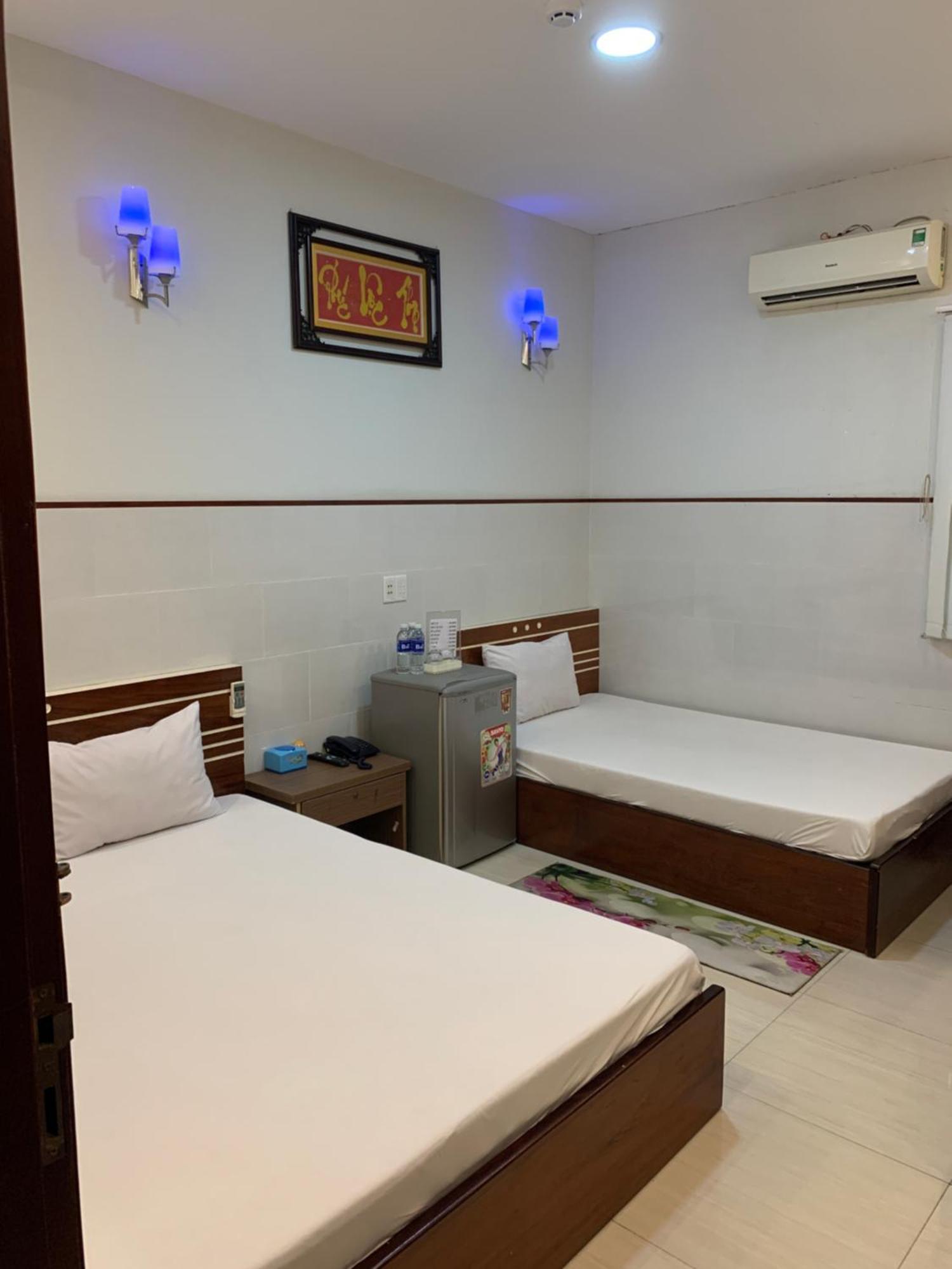Khach San Kim Hung 2 Hotell Bac Lieu Eksteriør bilde