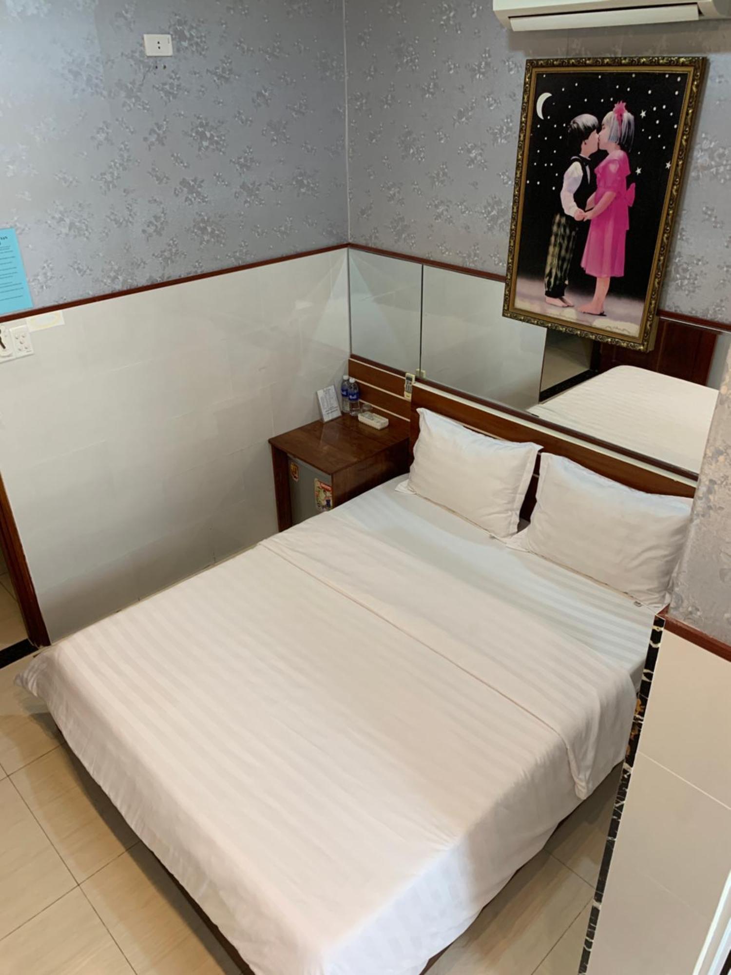 Khach San Kim Hung 2 Hotell Bac Lieu Eksteriør bilde