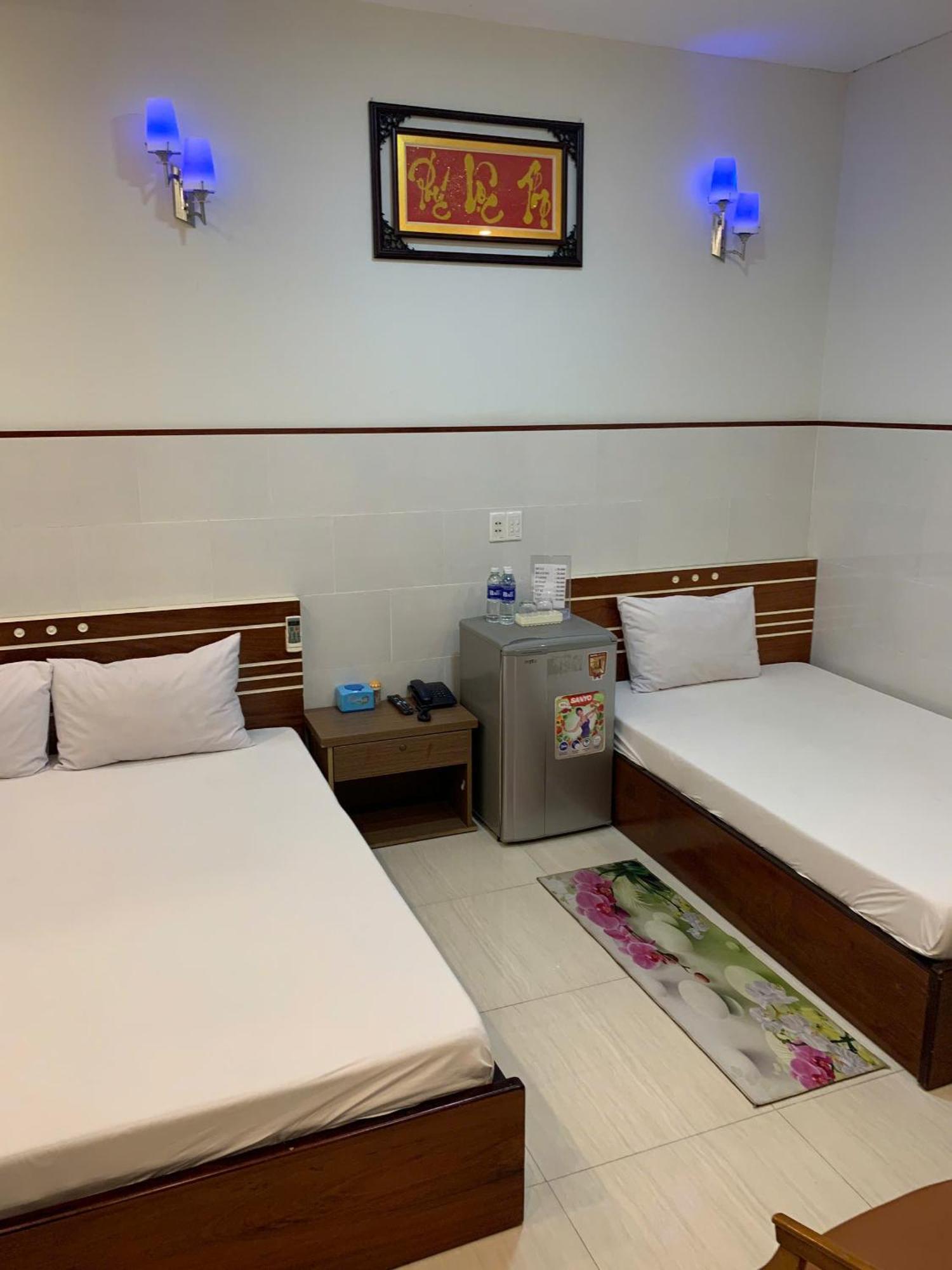 Khach San Kim Hung 2 Hotell Bac Lieu Eksteriør bilde