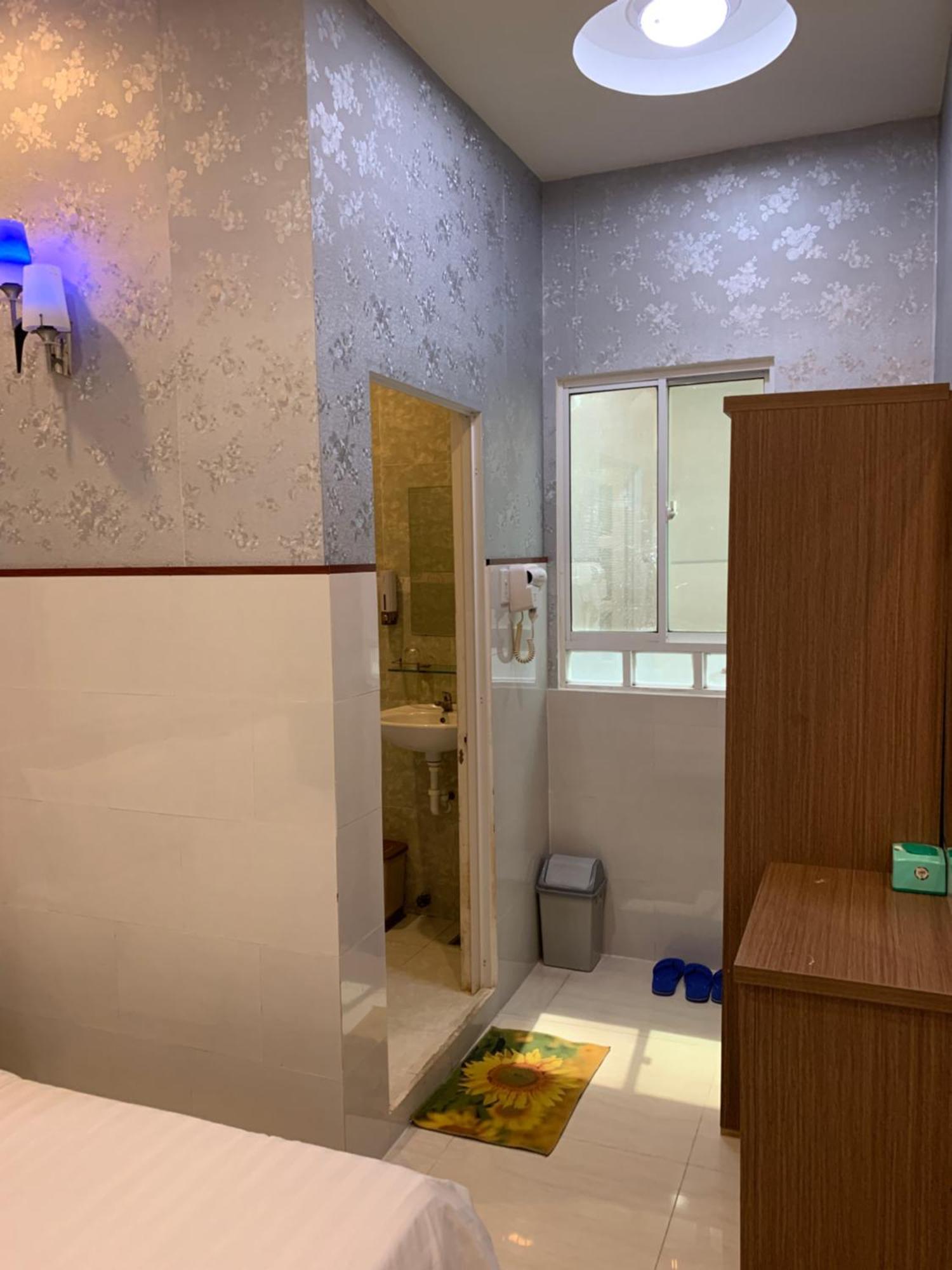 Khach San Kim Hung 2 Hotell Bac Lieu Eksteriør bilde