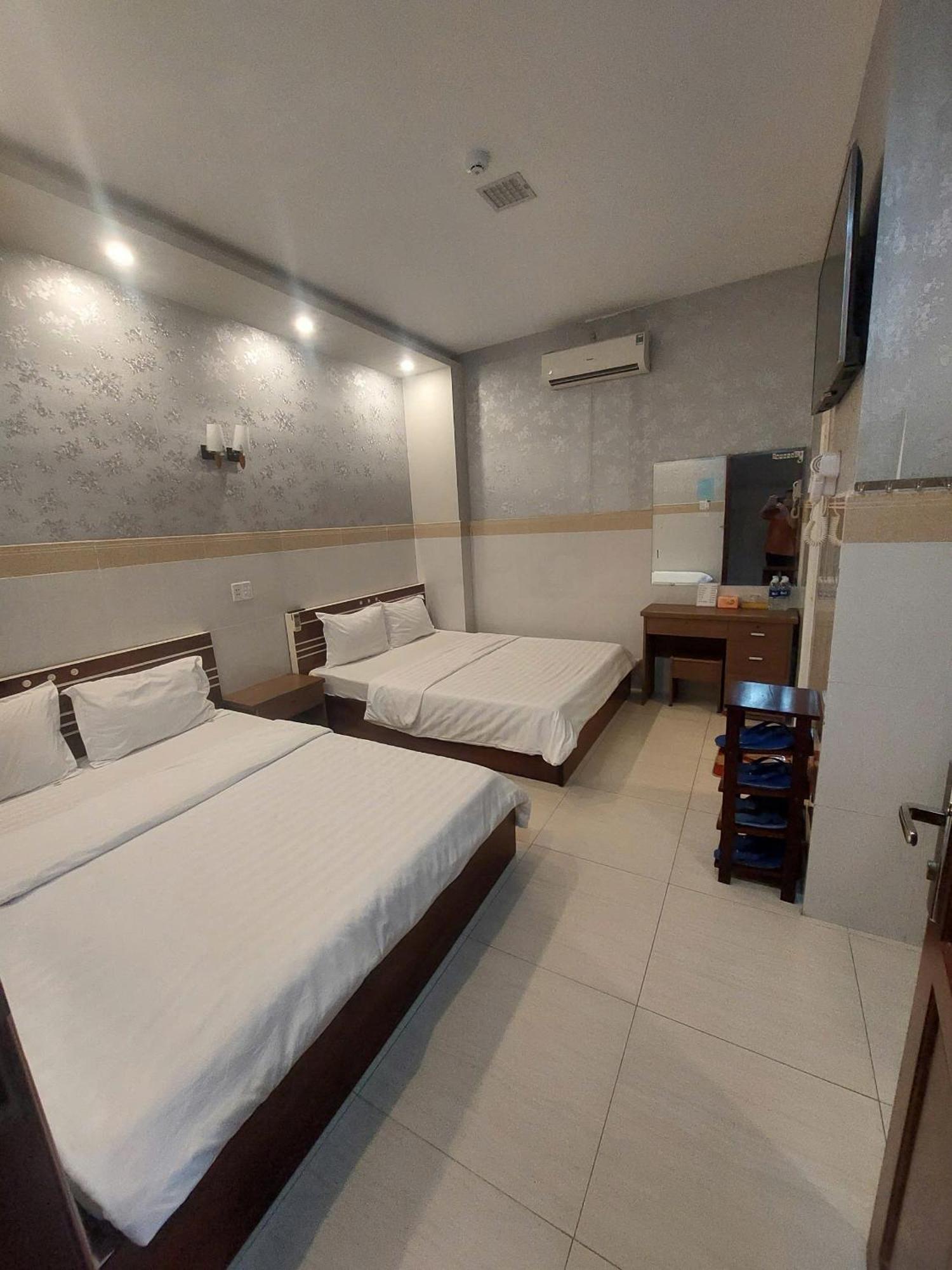 Khach San Kim Hung 2 Hotell Bac Lieu Eksteriør bilde